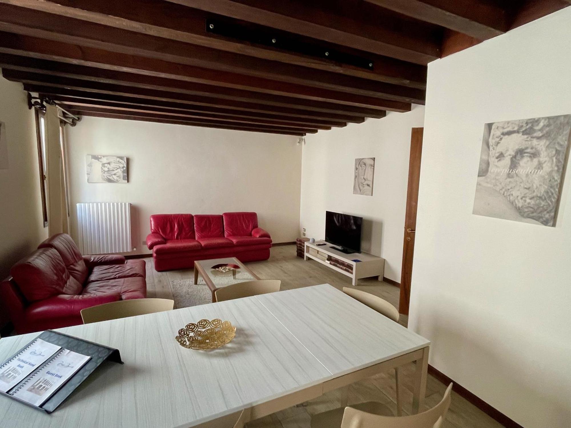 Palazzo Bianchetti Lägenhet Treviso Rum bild